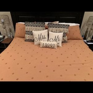 Urban Outfitters King Duvet and 4 Shams